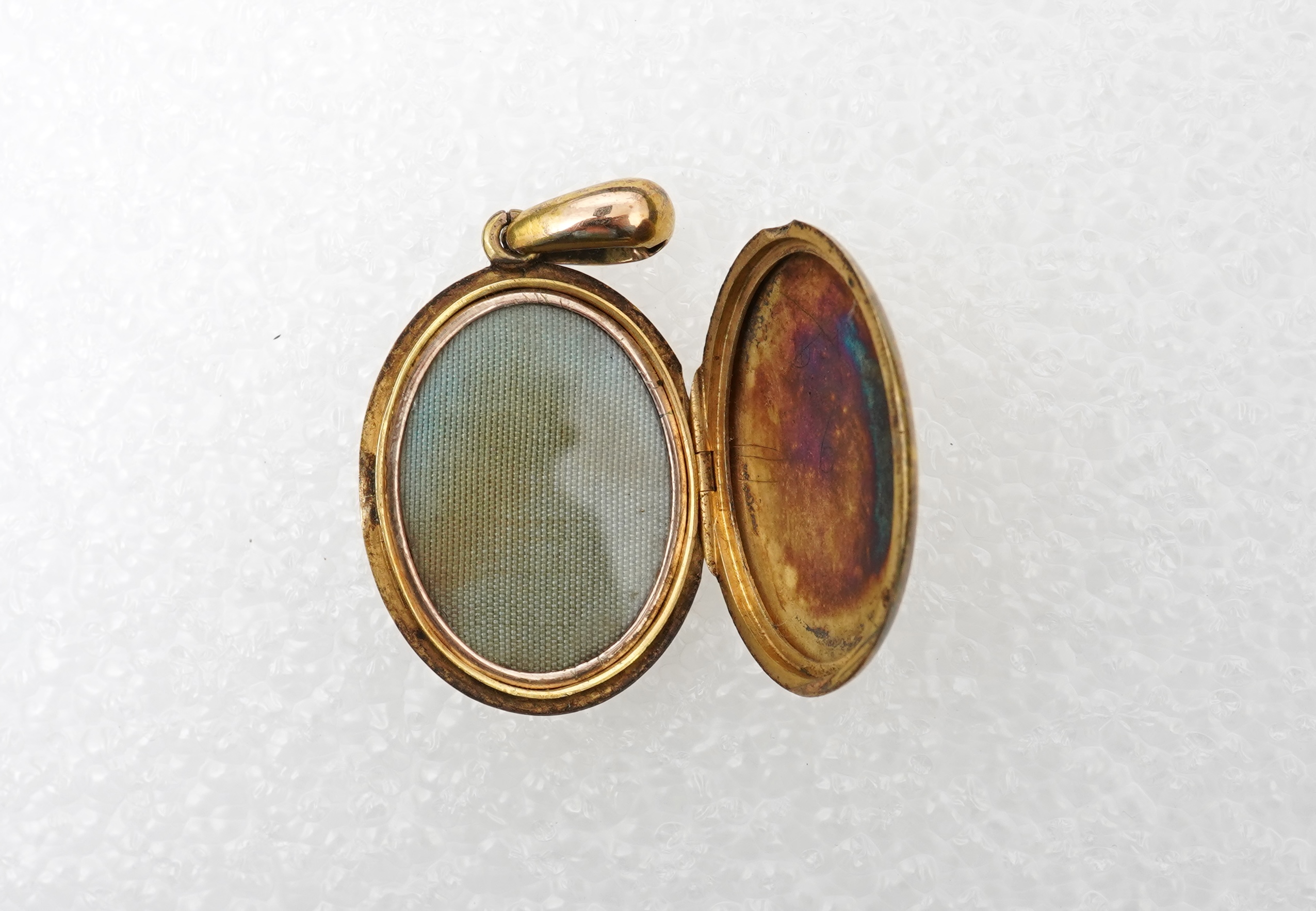 A Victorian enamel and pearl locket, late 19th century
